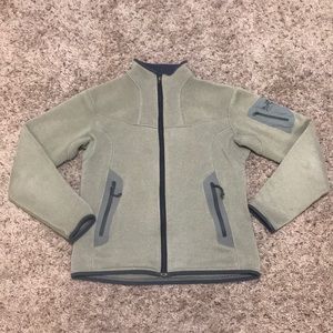 Arcteryx sweater
